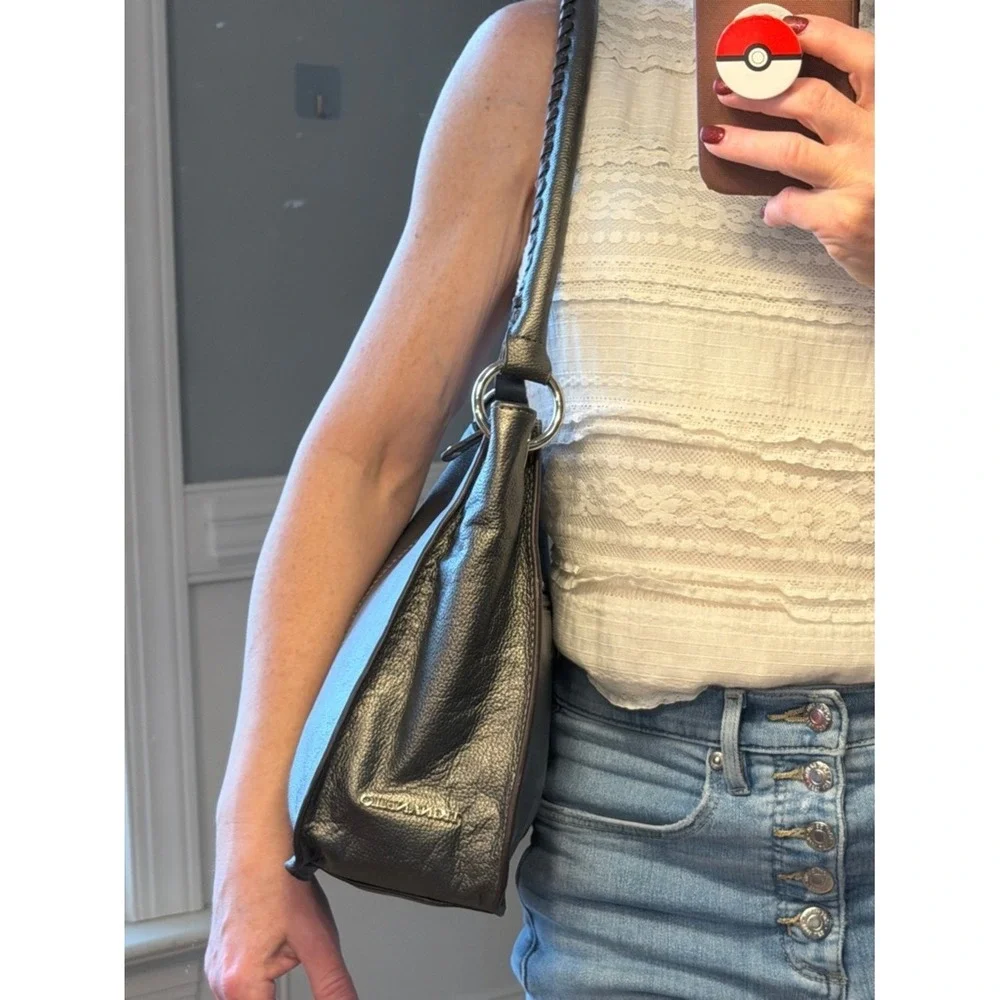 Tignanello Y2K Style Metallic Leather Shoulder Bag Silver 2010s
